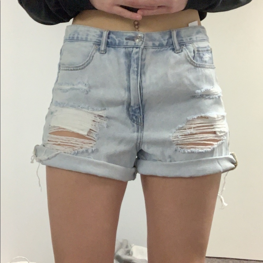 American Eagle mom shorts